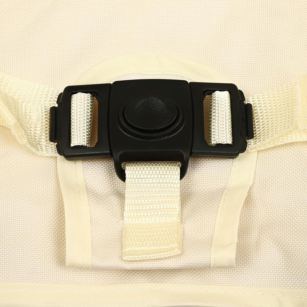 Close up on a safety buckle featured on the GoSit Junior.